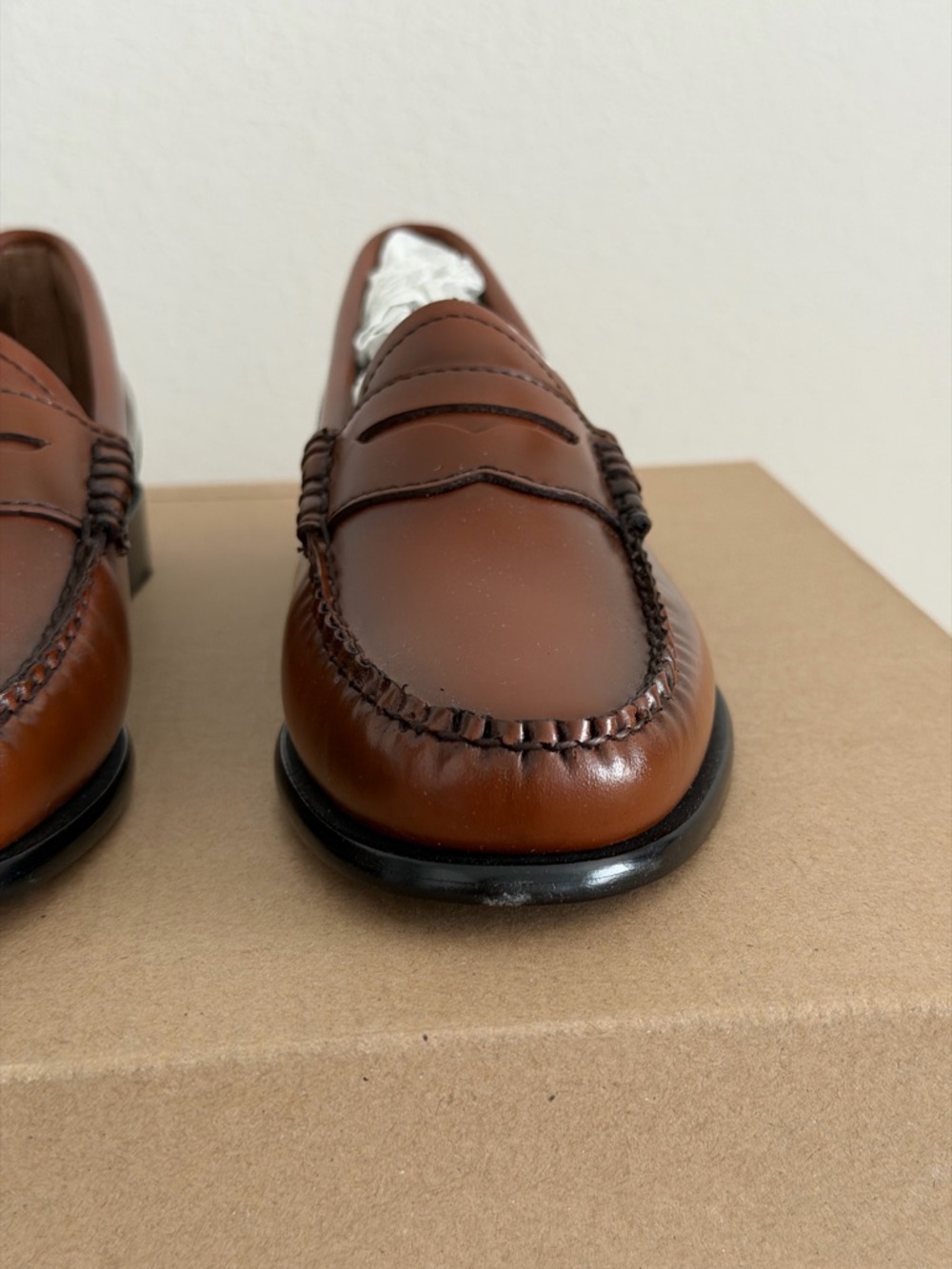 G.H. Bass Whitney Weejuns Penny Loafers in Cognac, Size 6.5 - Picture 9 of 10